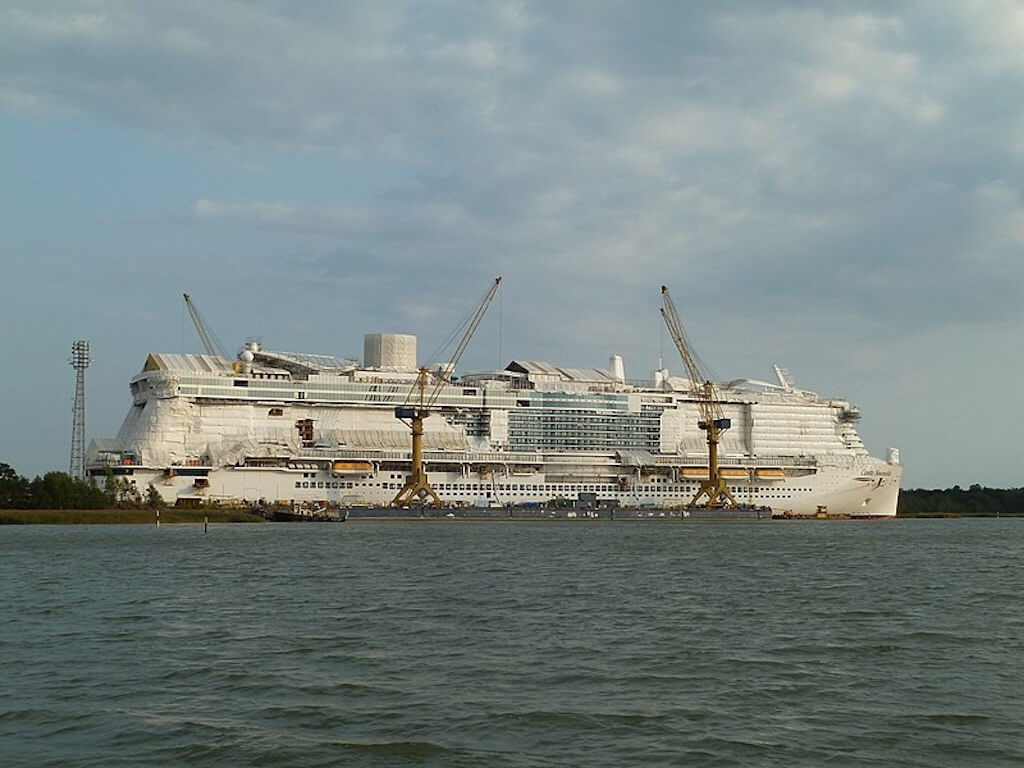 Ship hull assembly and electrical installation works