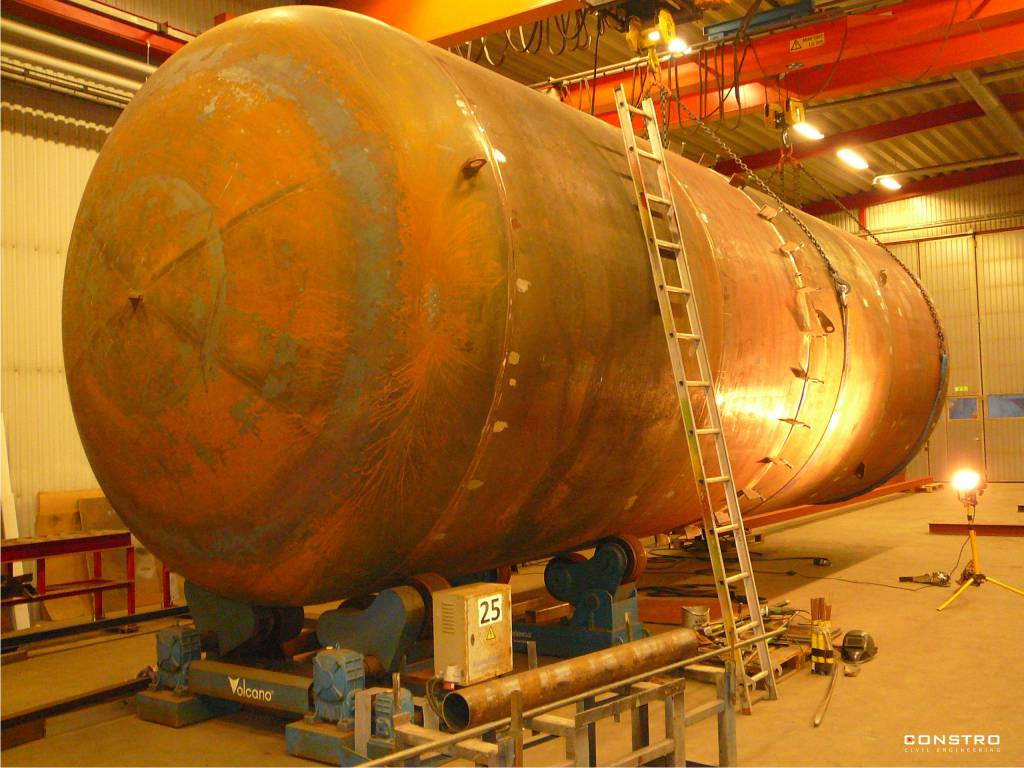 Manufacture and assembly of industrial tanks and steam boilers