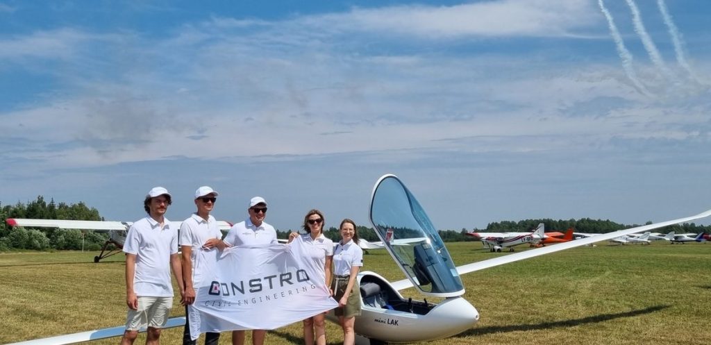 Analogų neturinčio skrydžio sklandytuvais per Europą pagrindiniu rėmėju tapo „Constro Group“
